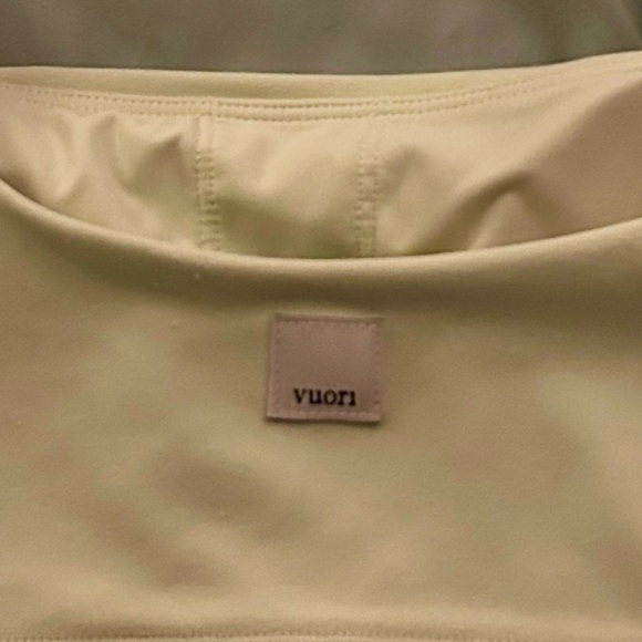 Vuori AllTheForm Bra in Lemongrass - Picture 8 of 8